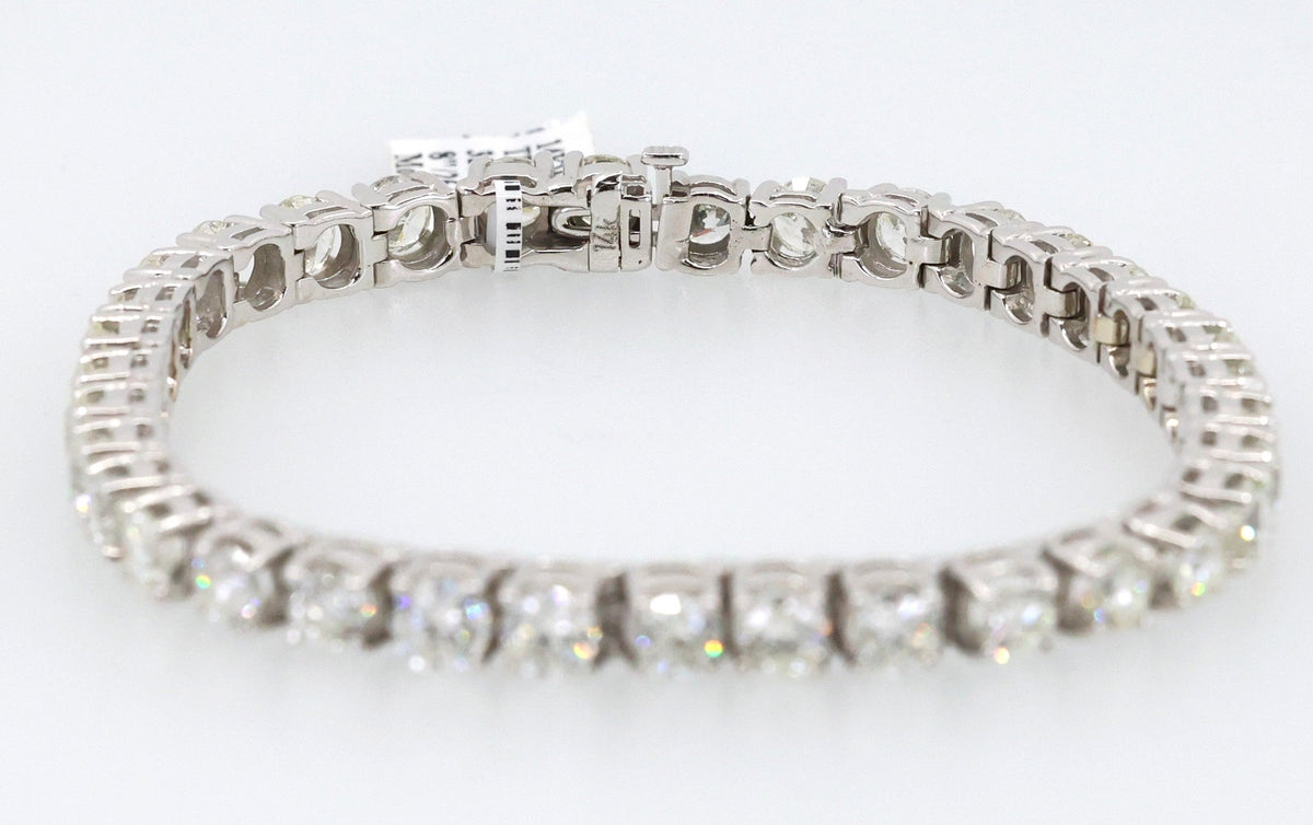 14k White Gold 15.75 CT Diamond Tennis Bracelet, 26.7g, 8", S17104
