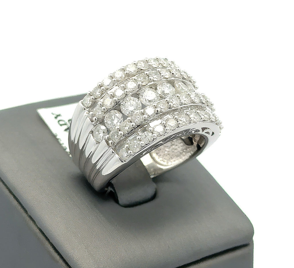 14k White Gold 2.75CT Wide Band Round & Baguette Cut Diamond Ring, S108623