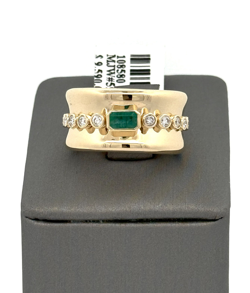 14k Yellow Gold Ladies 0.75 CT Diamond & Green Emerald Ring, 6.5gm, Size 7, S108580