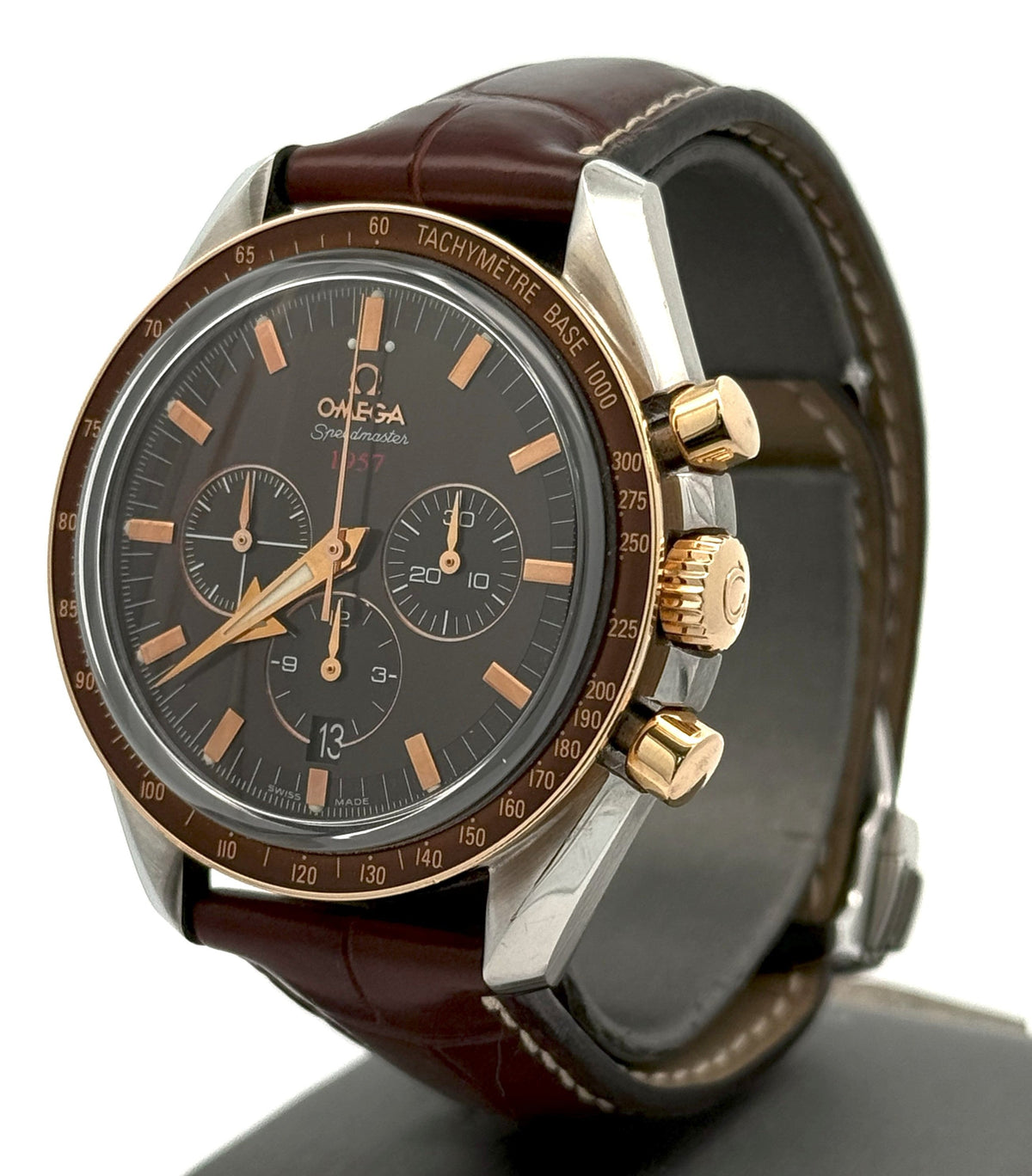 Omega Speedmaster Broad Arrow 42mm Watch 321.93.42.50.13.001 (Pre-owned) Box/Card