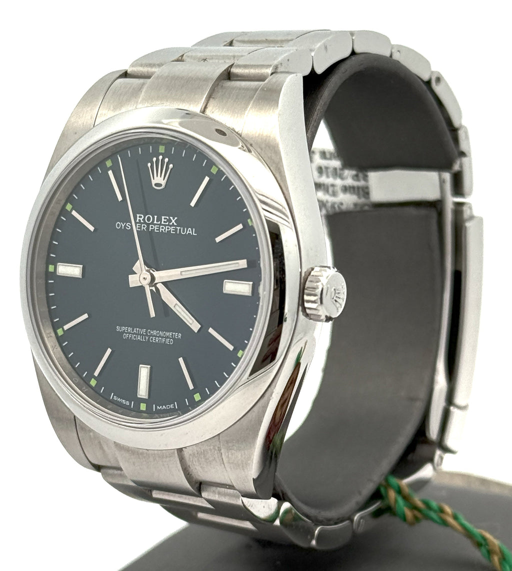 Pre-Owned Rolex Oyster Perpetual 39mm Stainless Steel Watch 114300 S107265