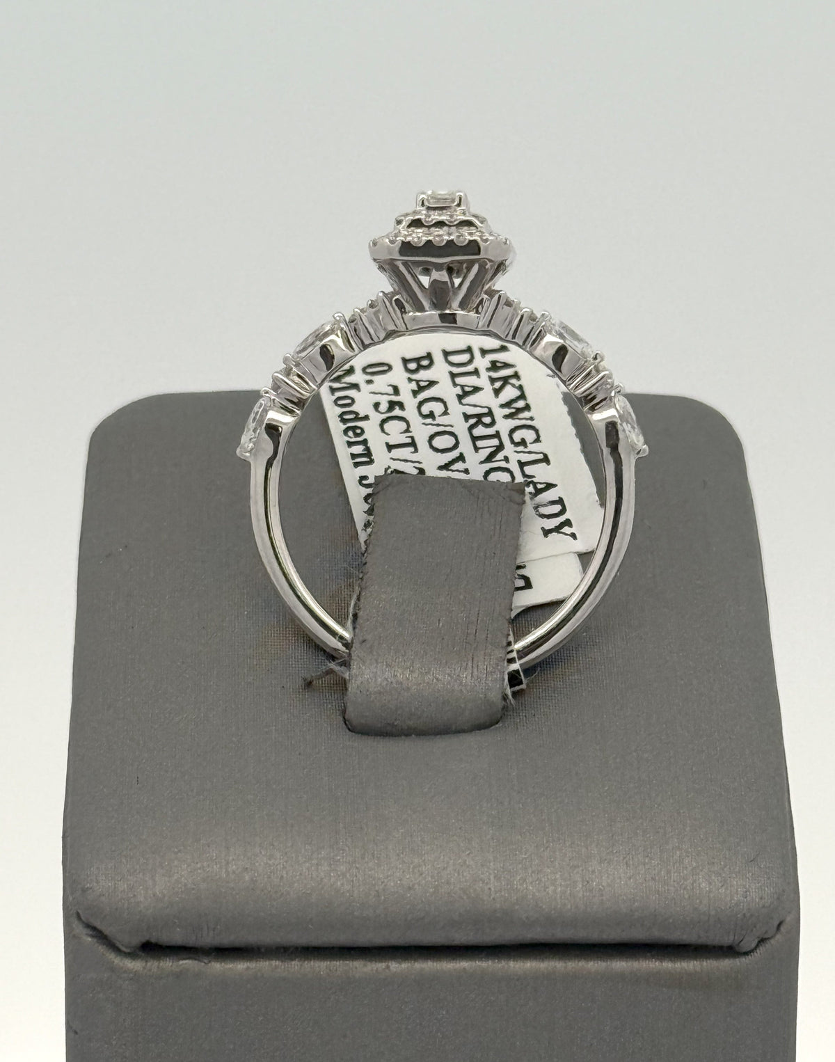 14k White Gold 0.50CT Diamond Engagement ring, Size 7, 2.9g, S16692