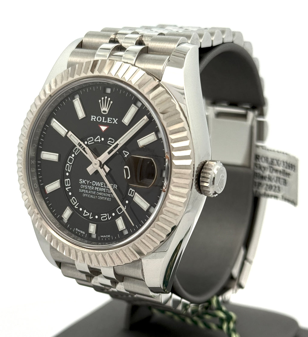 Pre-owned Rolex 326934 Sky-Dweller - 42mm Stainless Steel, S16668