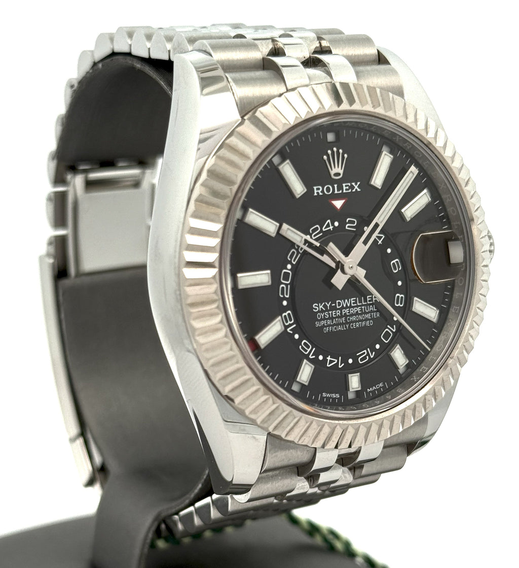 Pre-owned Rolex 326934 Sky-Dweller - 42mm Stainless Steel, S16668