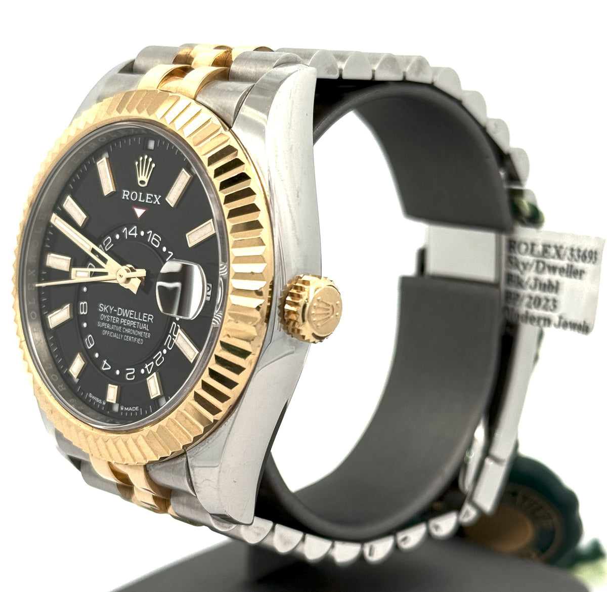 Pre-owned Rolex 336933 Sky-Dweller - 42mm Yellow Gold/SS, S16572
