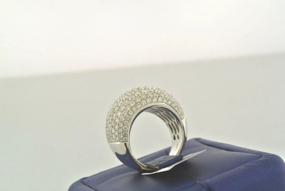 18k White Gold 5.45 CT Diamond Fancy Ladies Ring, 14.9gm, Size 6.75, S104601