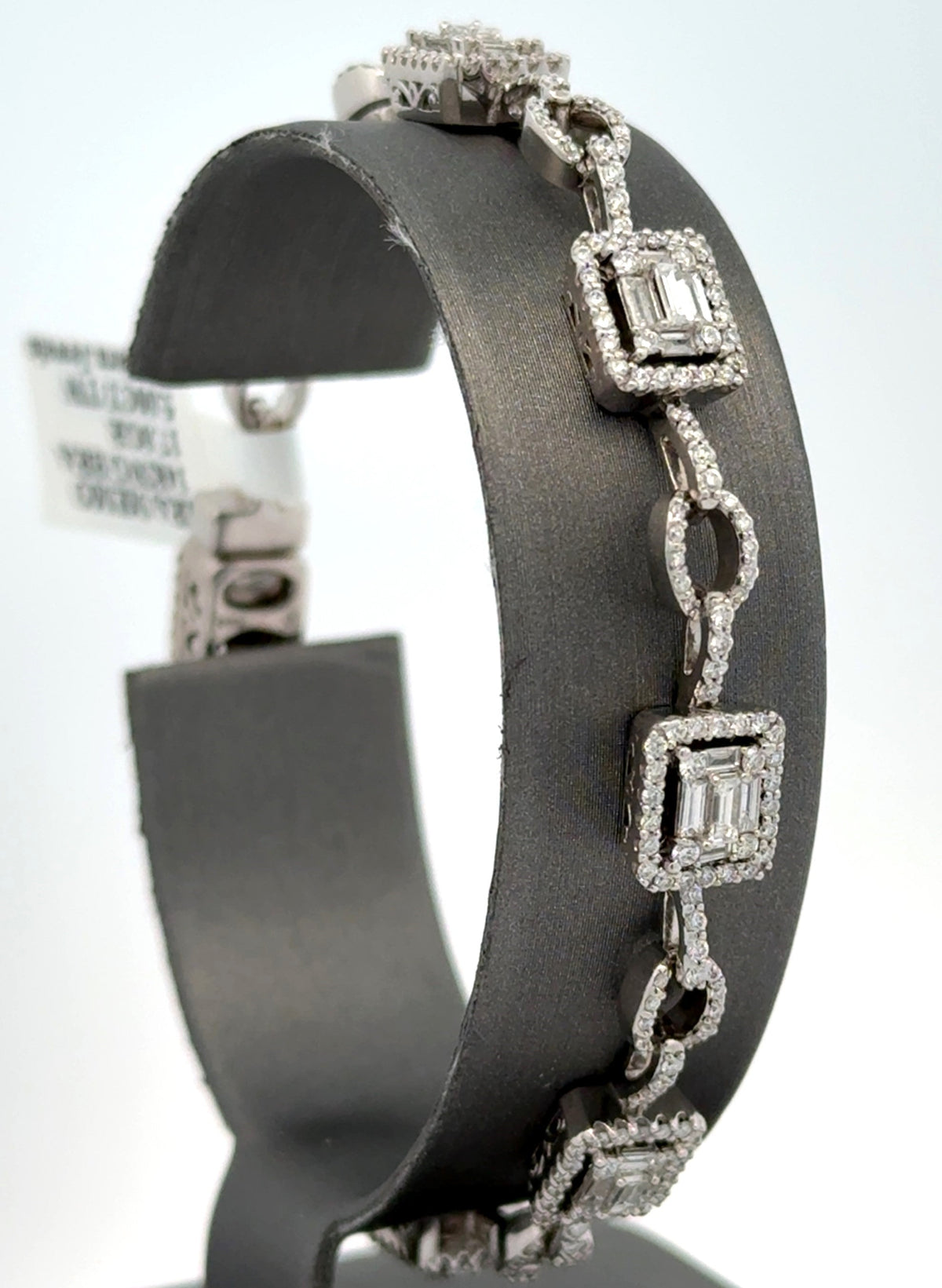 14k White Gold 4.75 CT Baguette Diamond Bracelet, 7", 17.8g, S16454