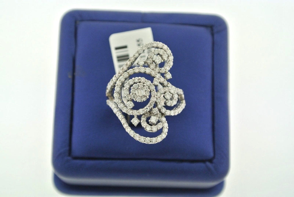 Fancy 18k White Gold 2.00CT Baguette & Round Cut Diamond Ladies Ring