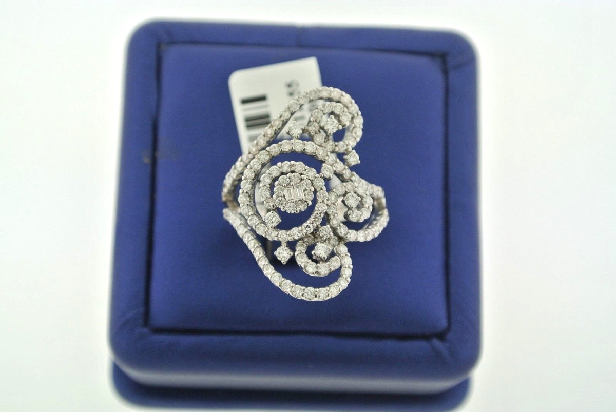 Fancy 18k White Gold 2.00CT Baguette & Round Cut Diamond Ladies Ring