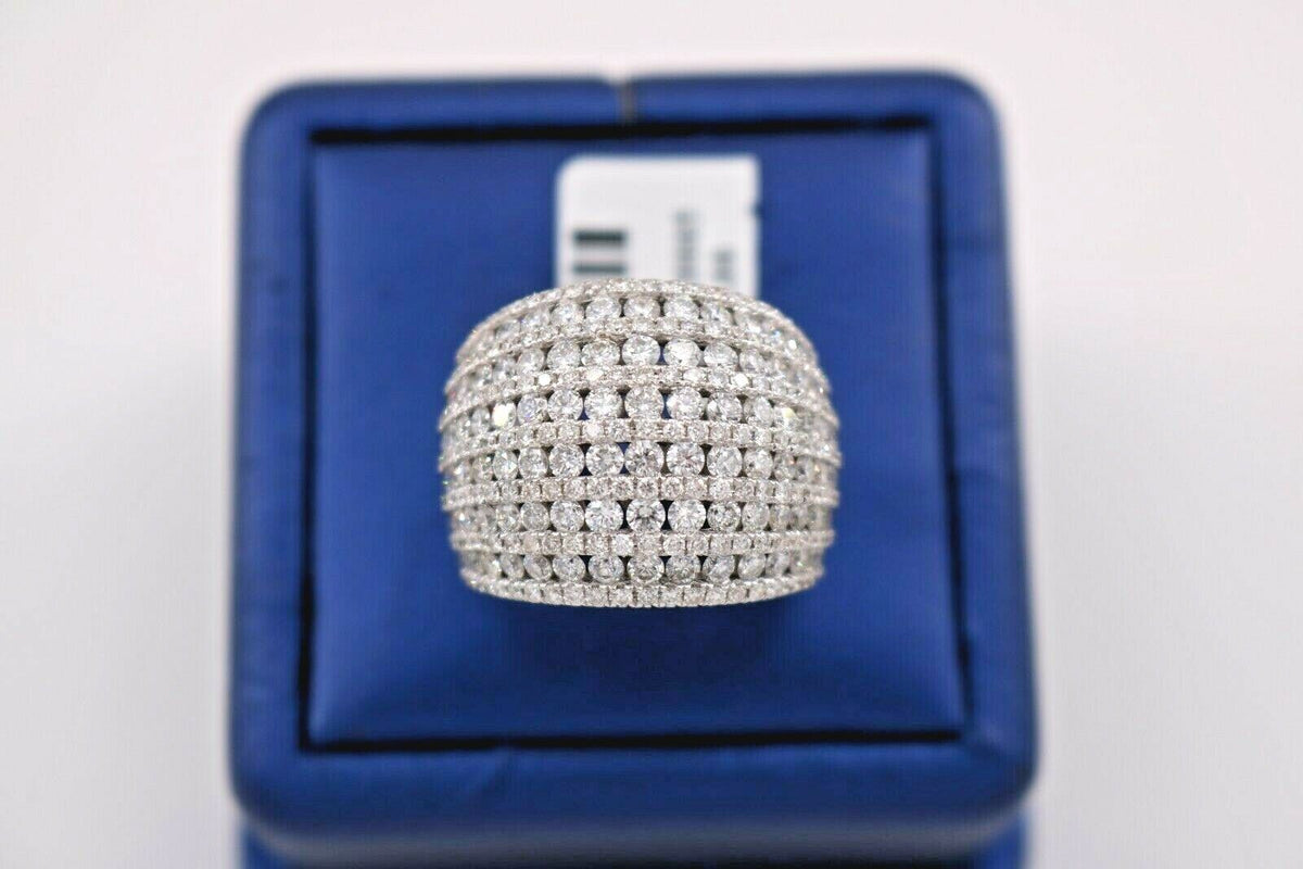 18k White Gold 4.50 CT Channel Set Diamond Ring, 18gm, Size 7.76