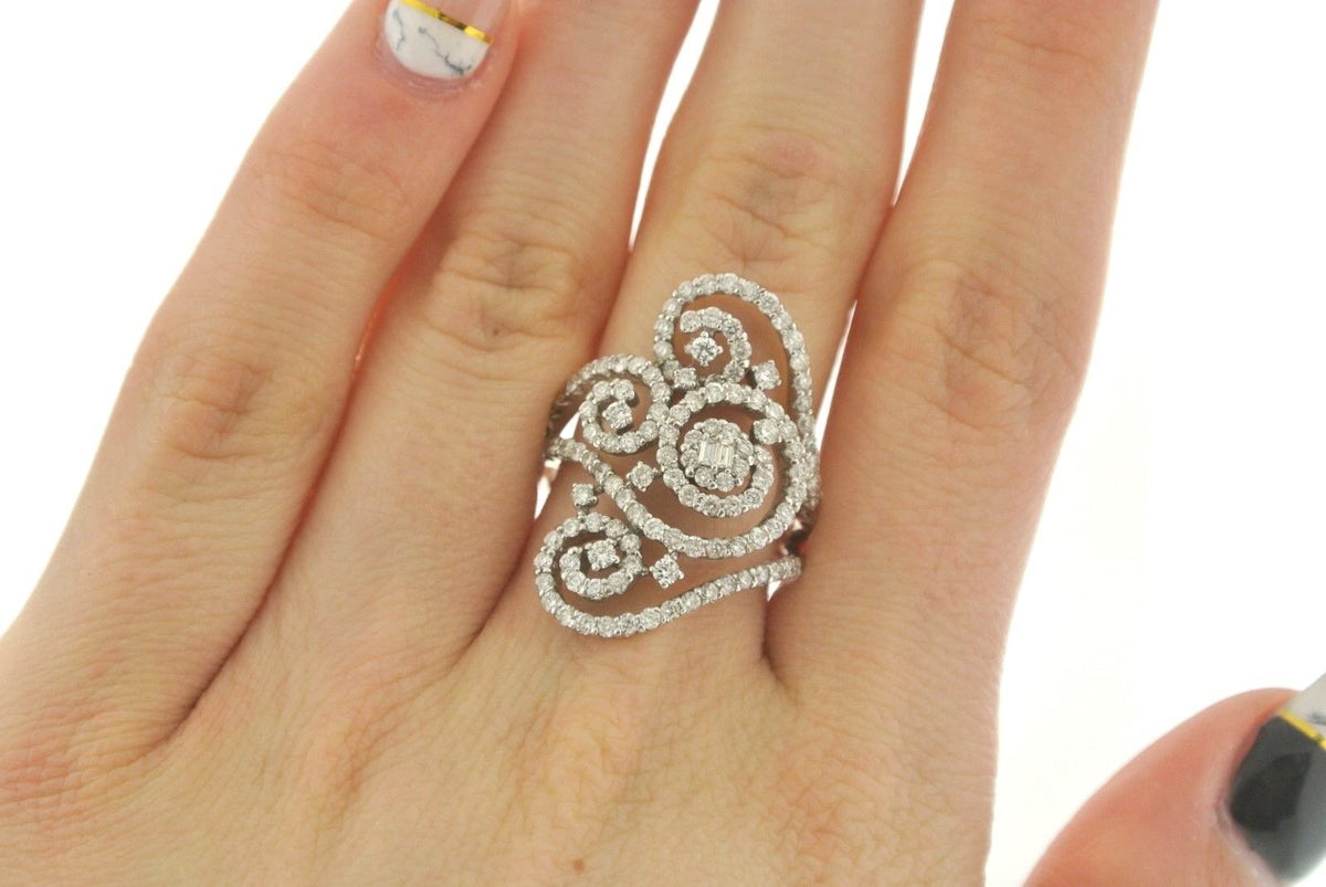 Fancy 18k White Gold 2.00CT Baguette & Round Cut Diamond Ladies Ring