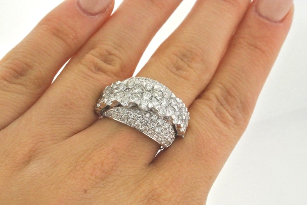Fancy 18k White Gold 5.00 CT Diamond Cluster Ladies Ring, 9.4 gm, Size 6.5