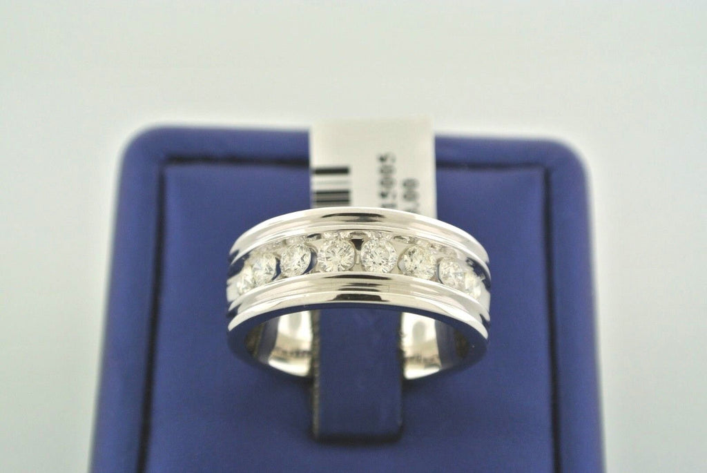 14k White Gold 1.50 CT Diamond Men's Fancy Band, 15.8gm, Size 10.75